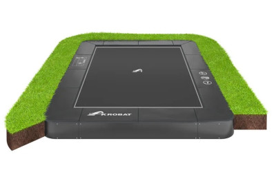 Akrobat Flat to the Ground